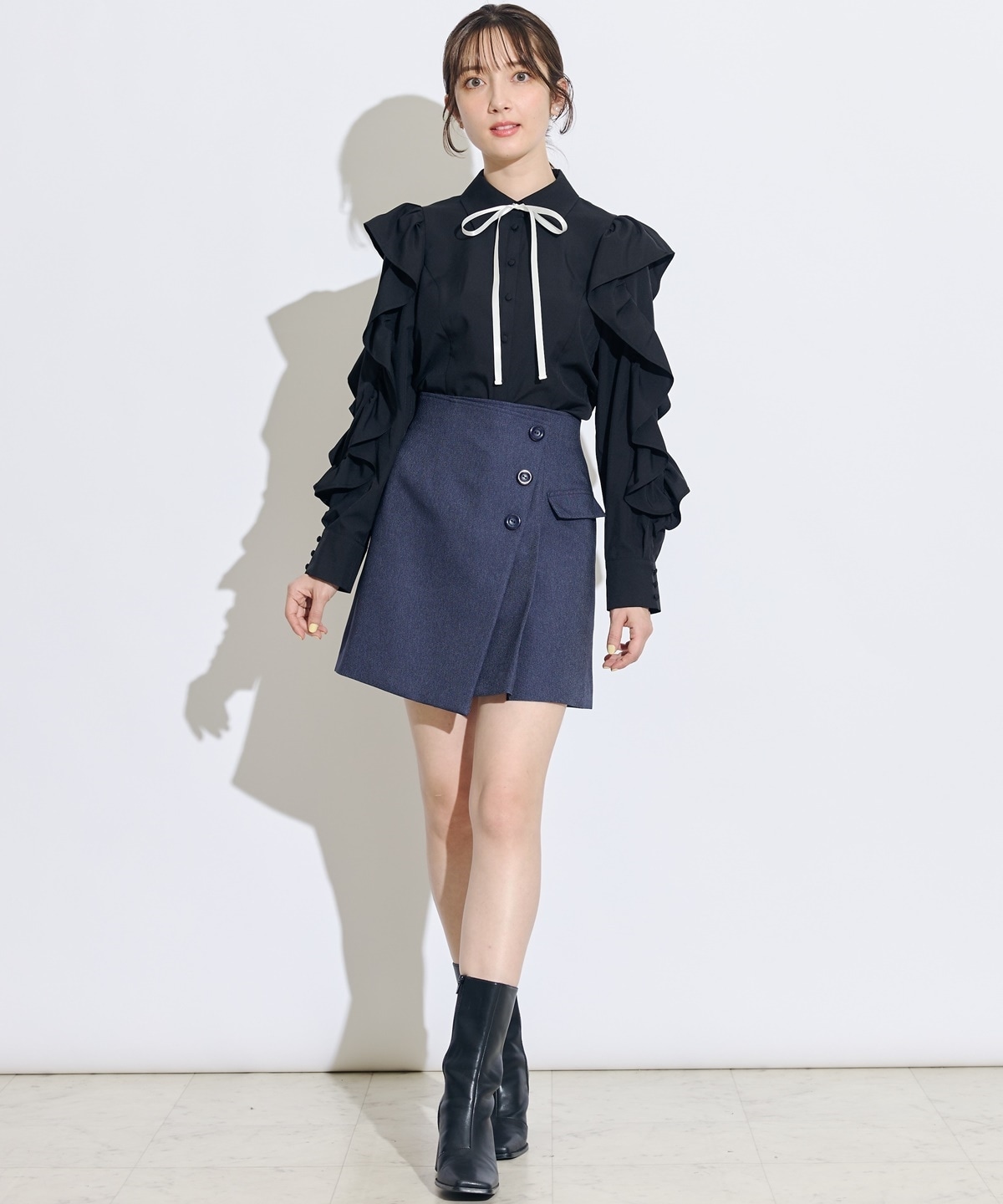 ラップ風セミフレアミニスカート