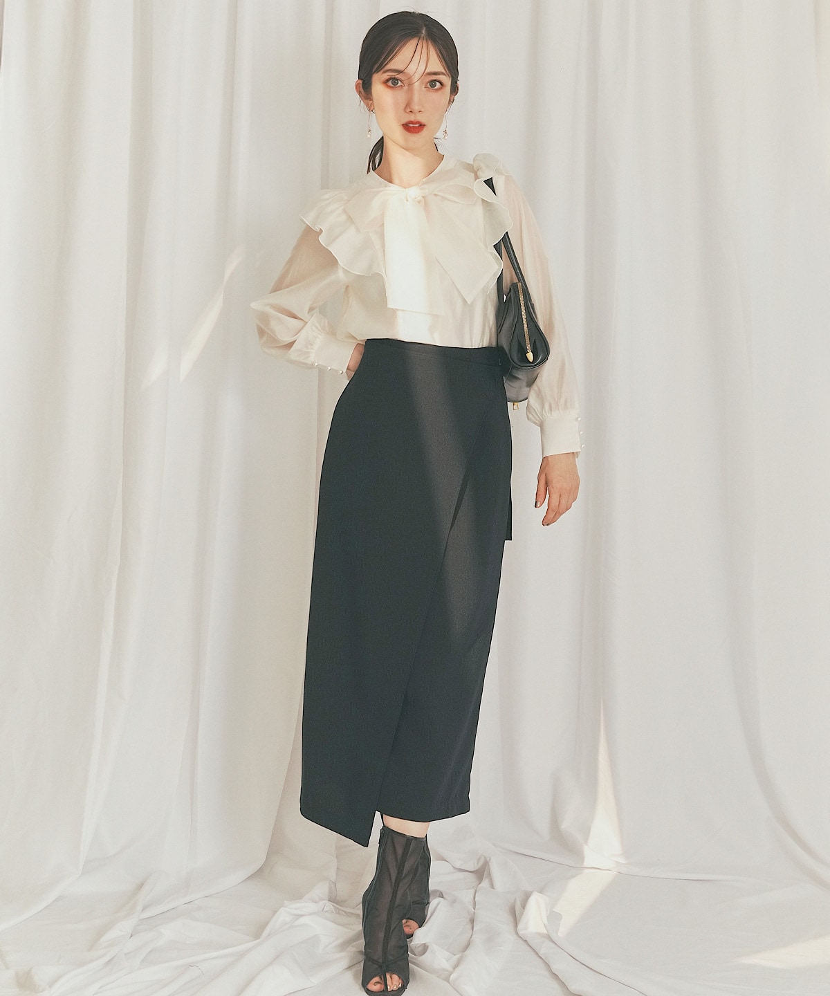 2WAYシアーフリルボウタイブラウス