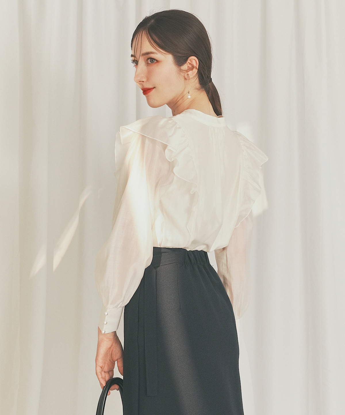 2WAYシアーフリルボウタイブラウス