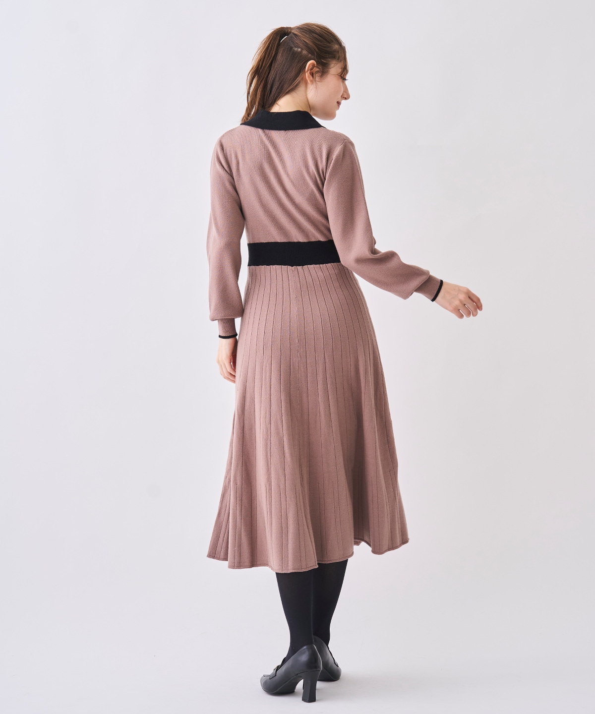 【12/5(Fri)発売開始】配色ポロニットワンピース