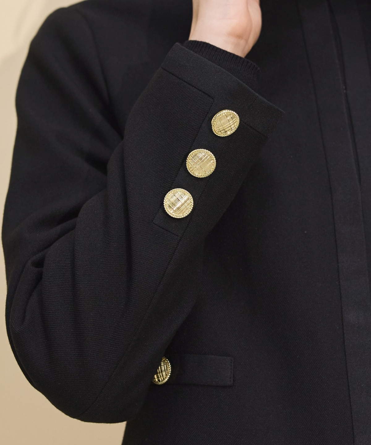 ノーカラーリボンジャケット