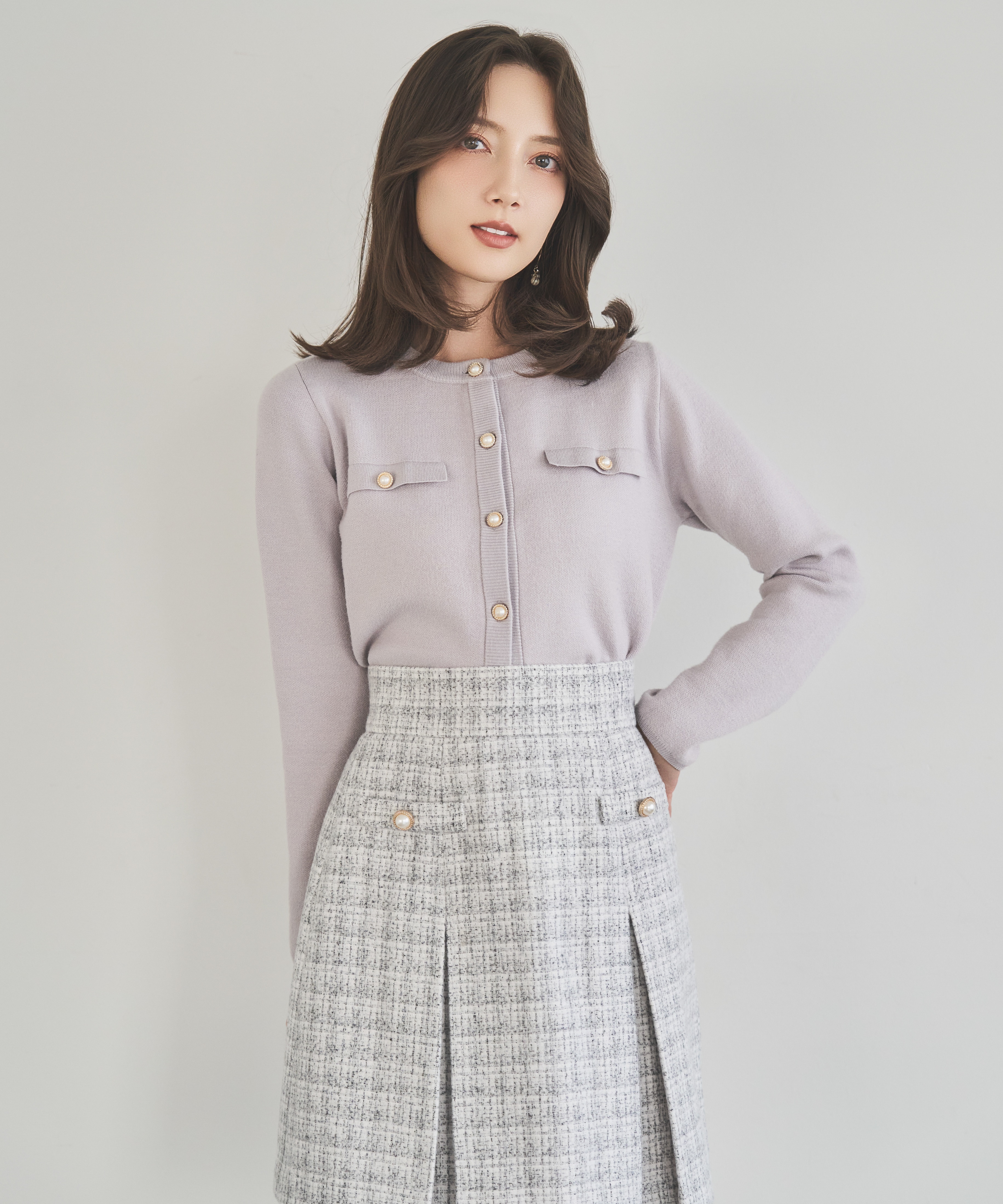 パールボタンクルーネックニットカーディガン