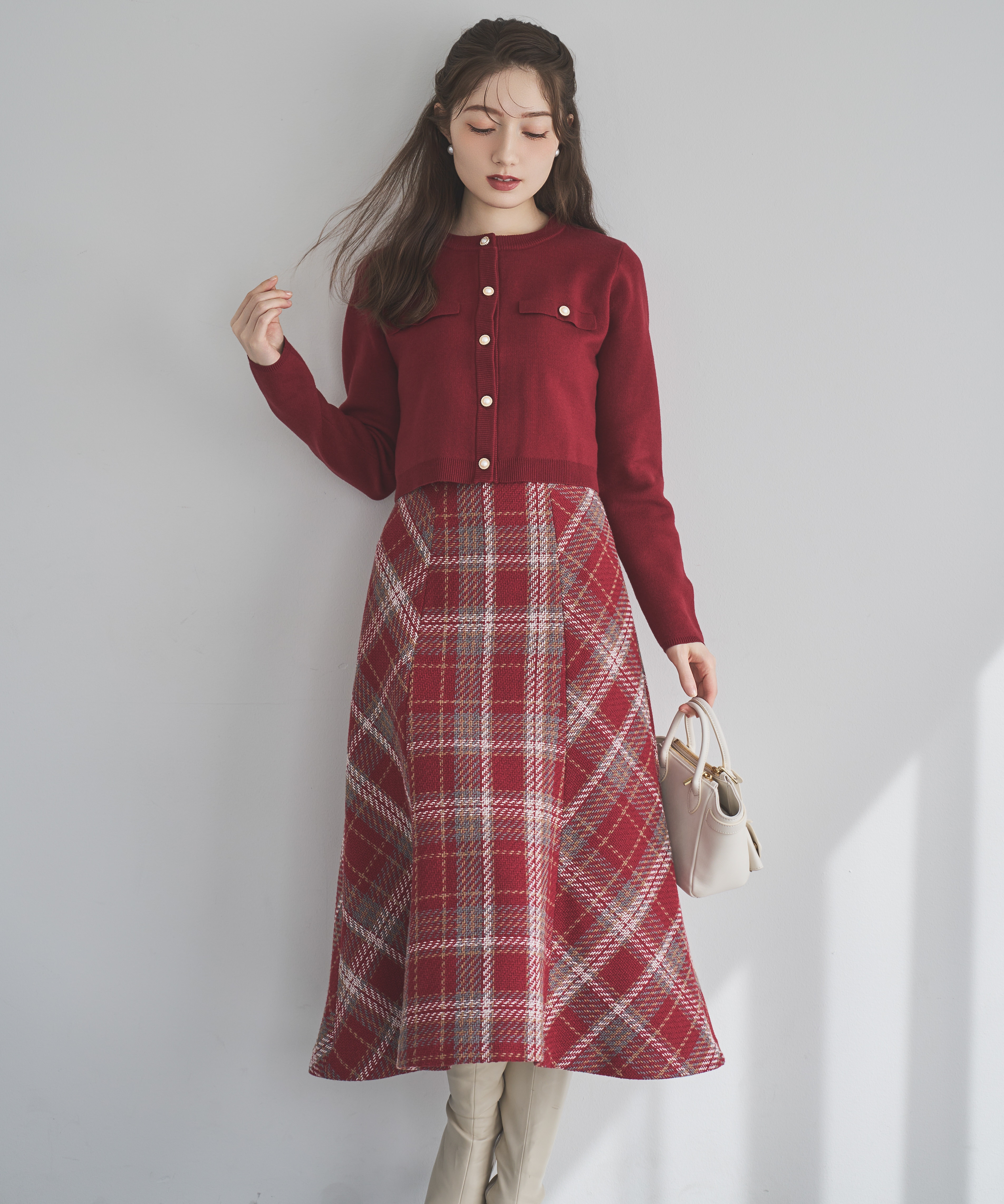 パールボタンクルーネックニットカーディガン