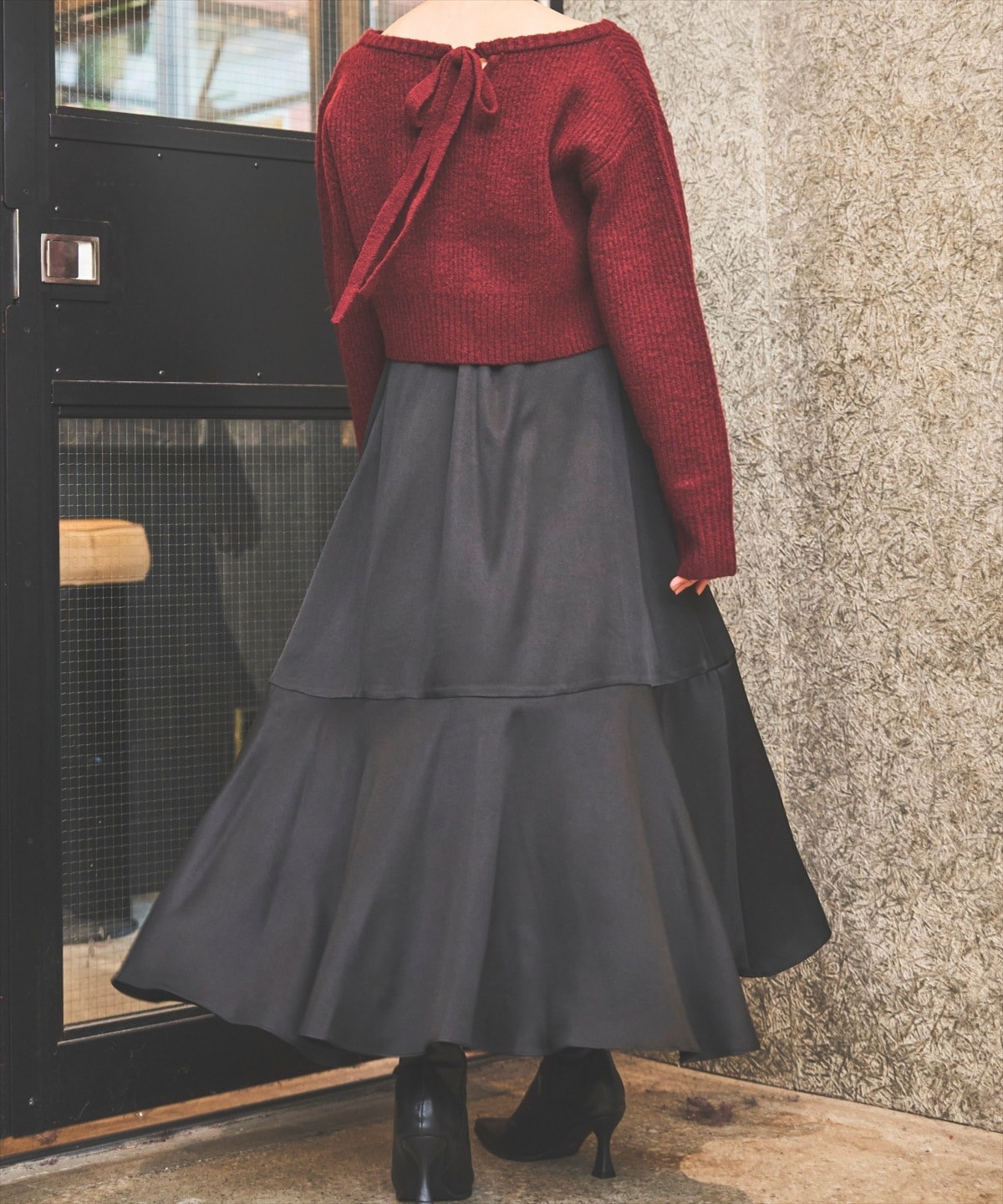 バックリボンニットプルオーバー