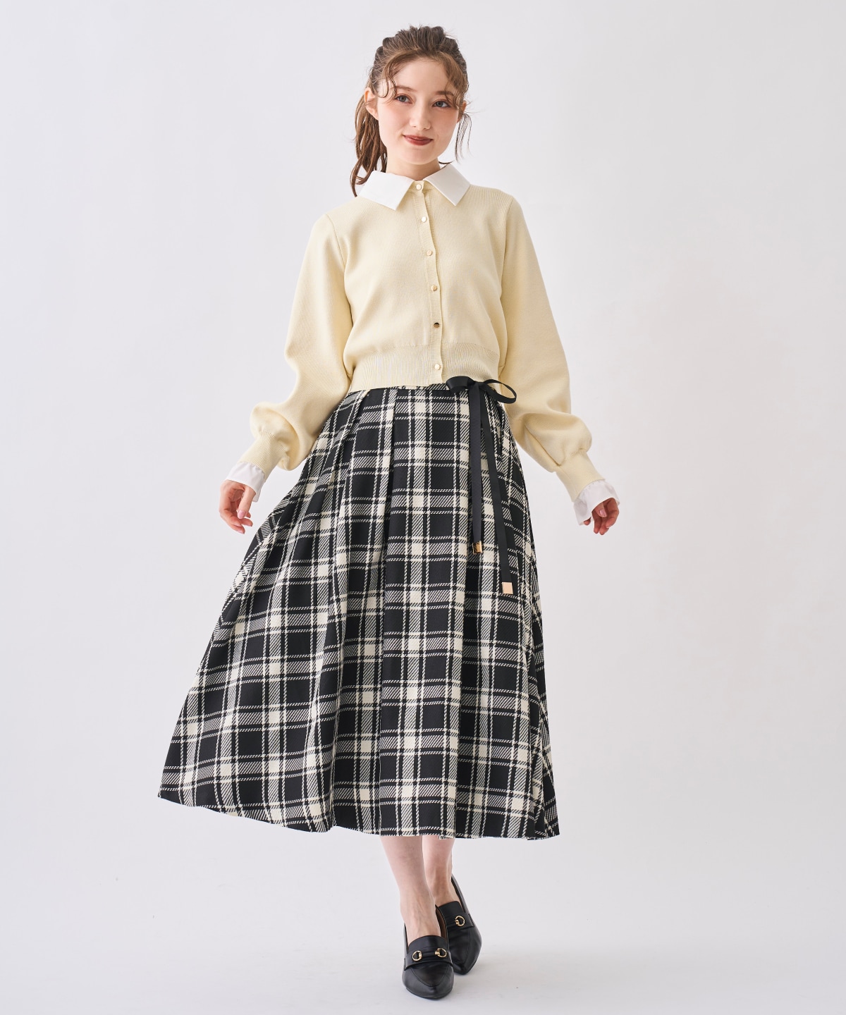 【12/5(Fri)発売開始】襟付きラメニットカーディガン