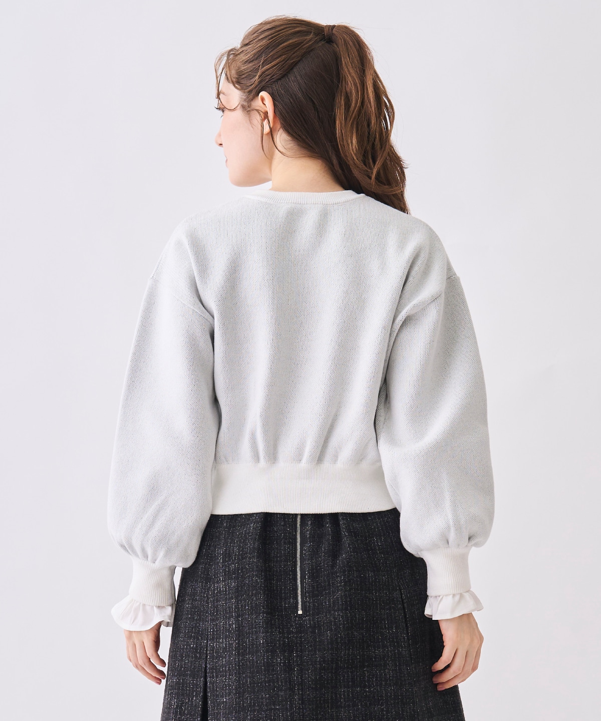 【12/5(Fri)予約開始】フリル袖ロゴニット