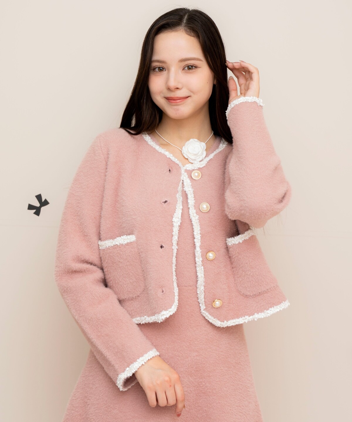 ブレード付きフェザーヤーンジャケット×ワンピース