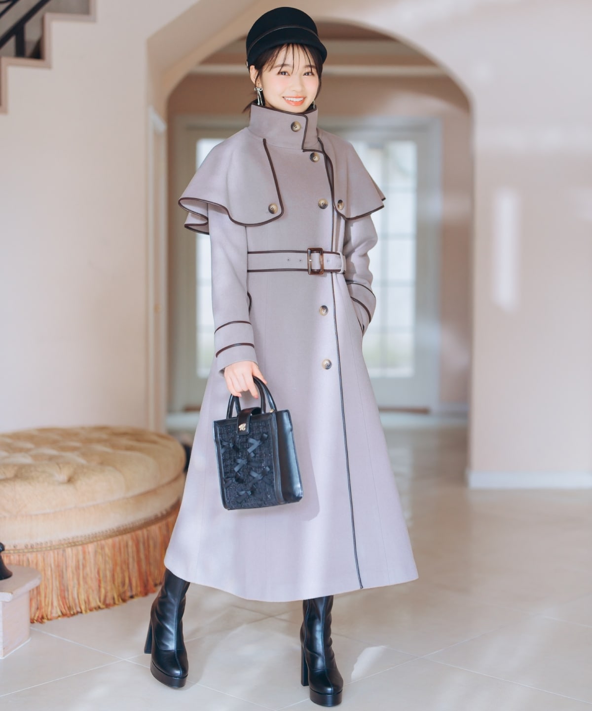 配色ケープコート