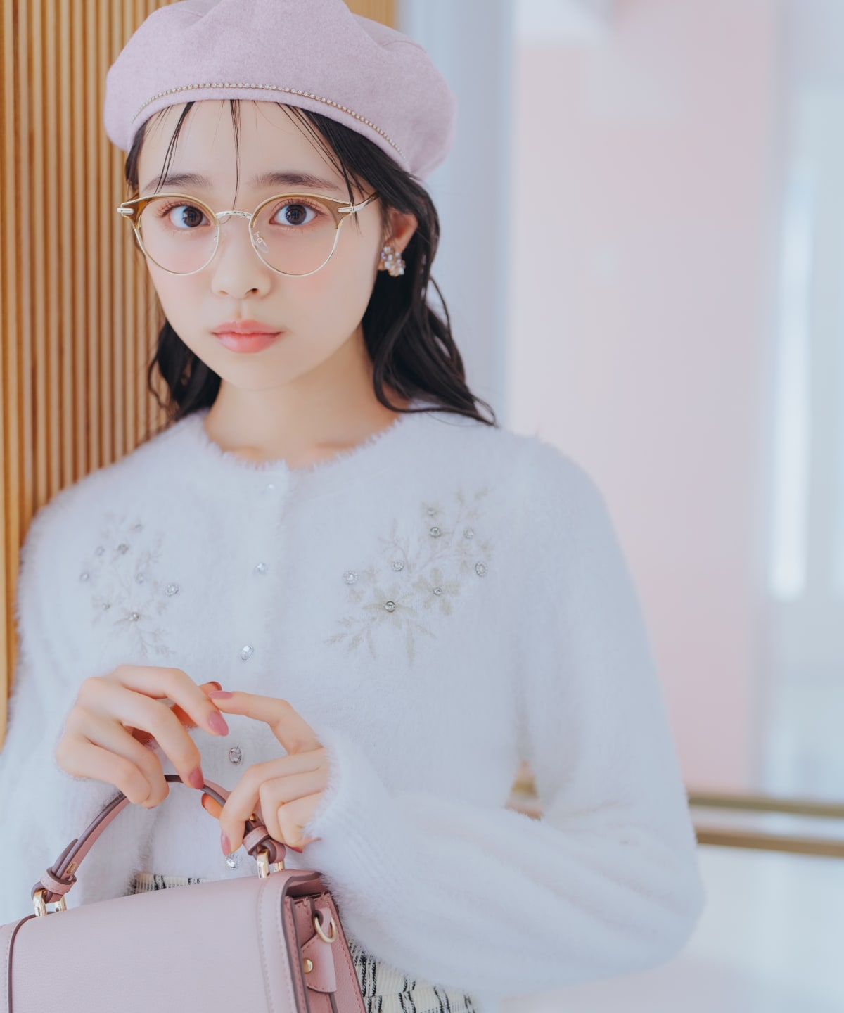 ビジュー付きラメ刺繍カーディガン