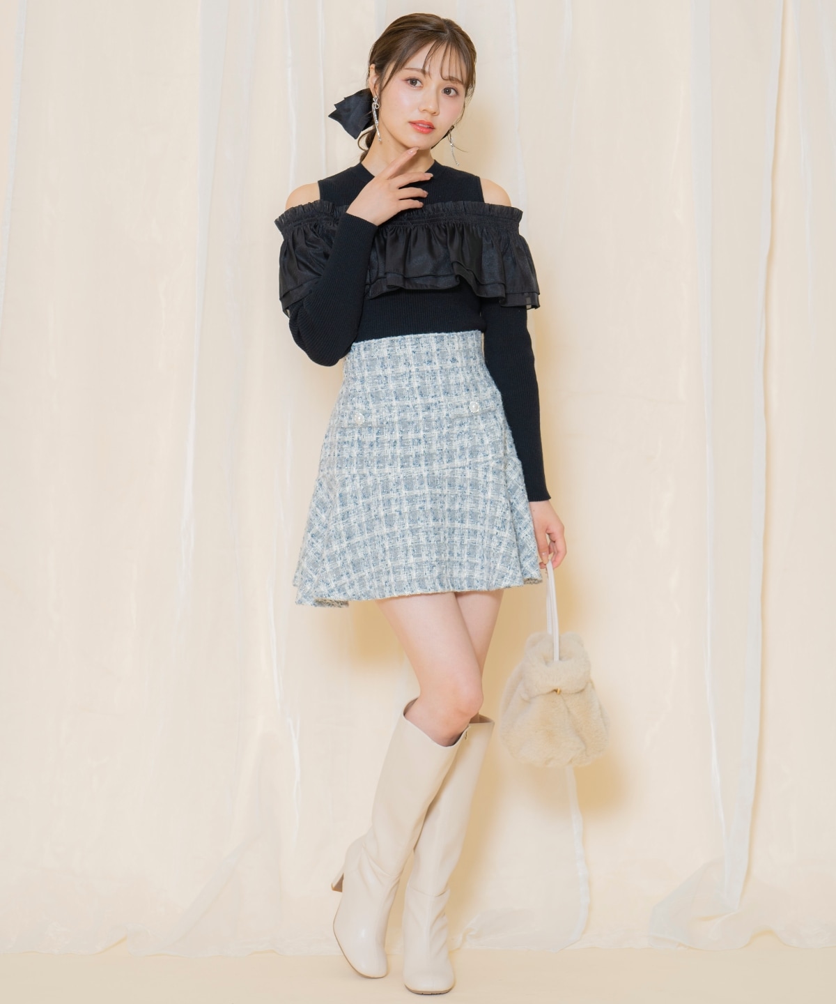 シアーフリルニット