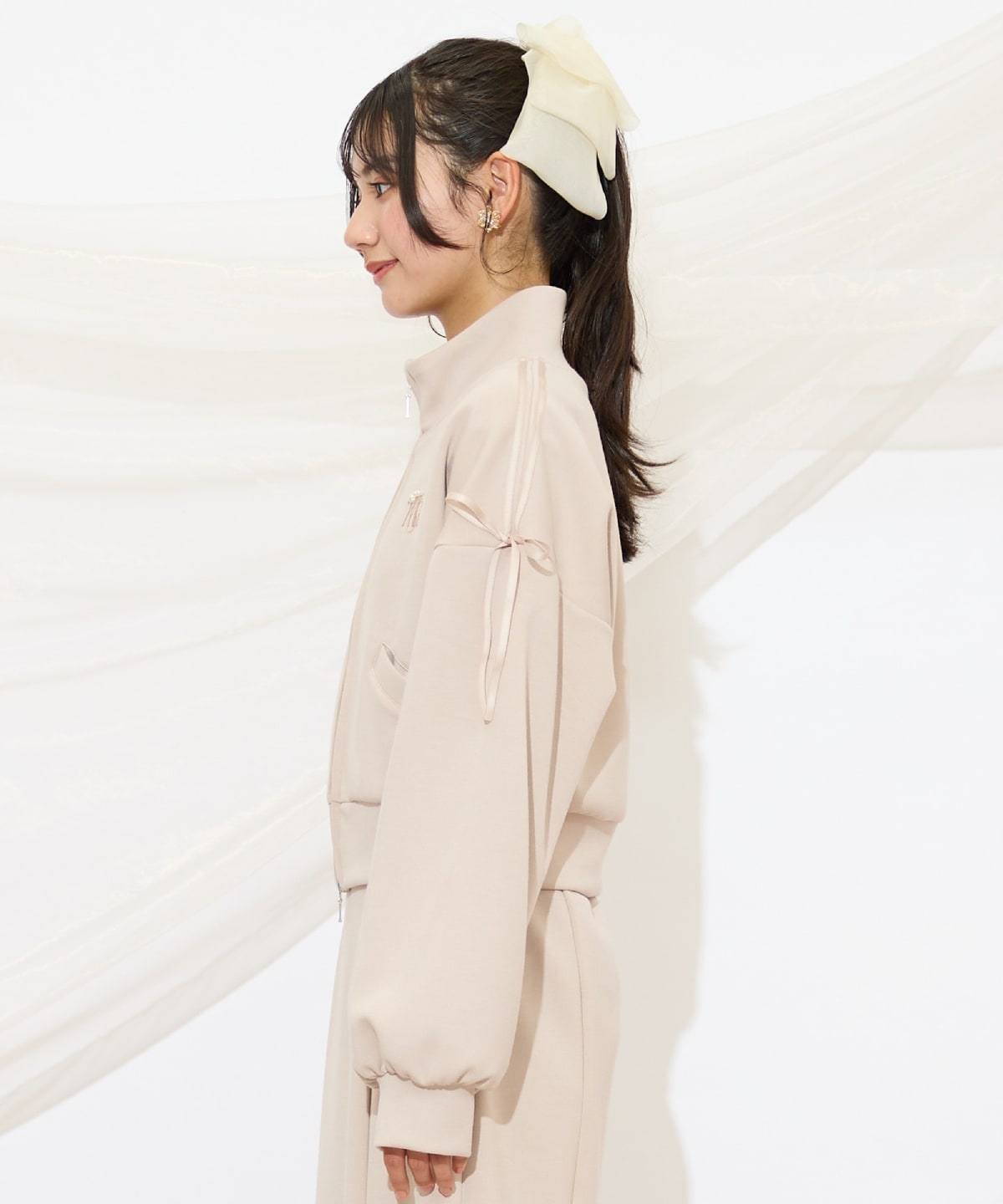 ロゴ刺繍リボントラックジャケット