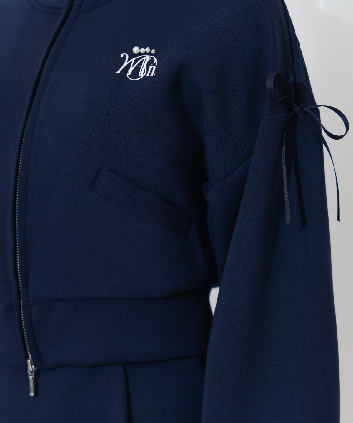 ロゴ刺繍リボントラックジャケット