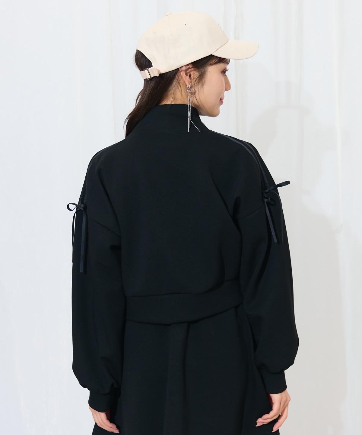 ロゴ刺繍リボントラックジャケット