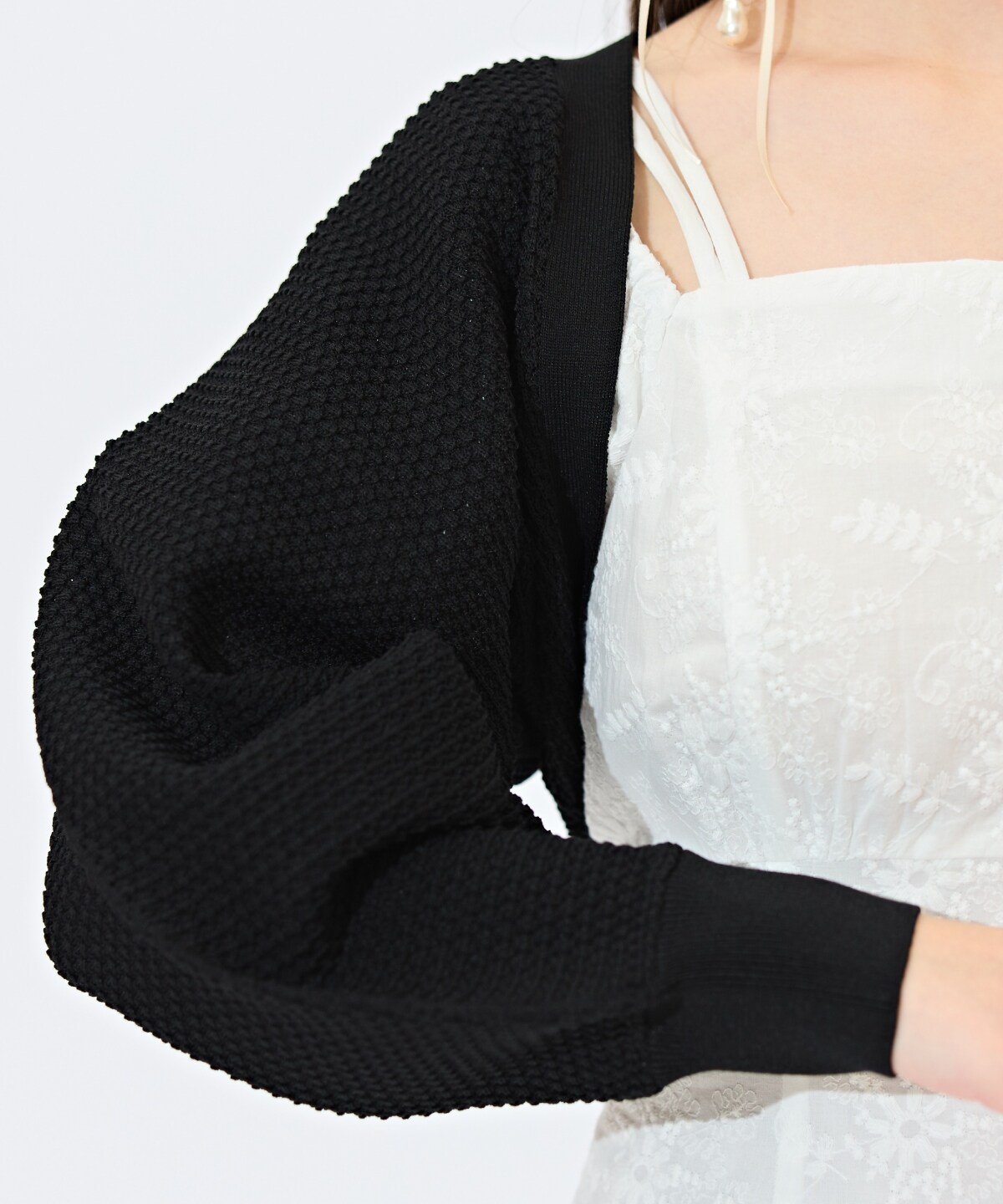 ショート丈柄編みボレロ