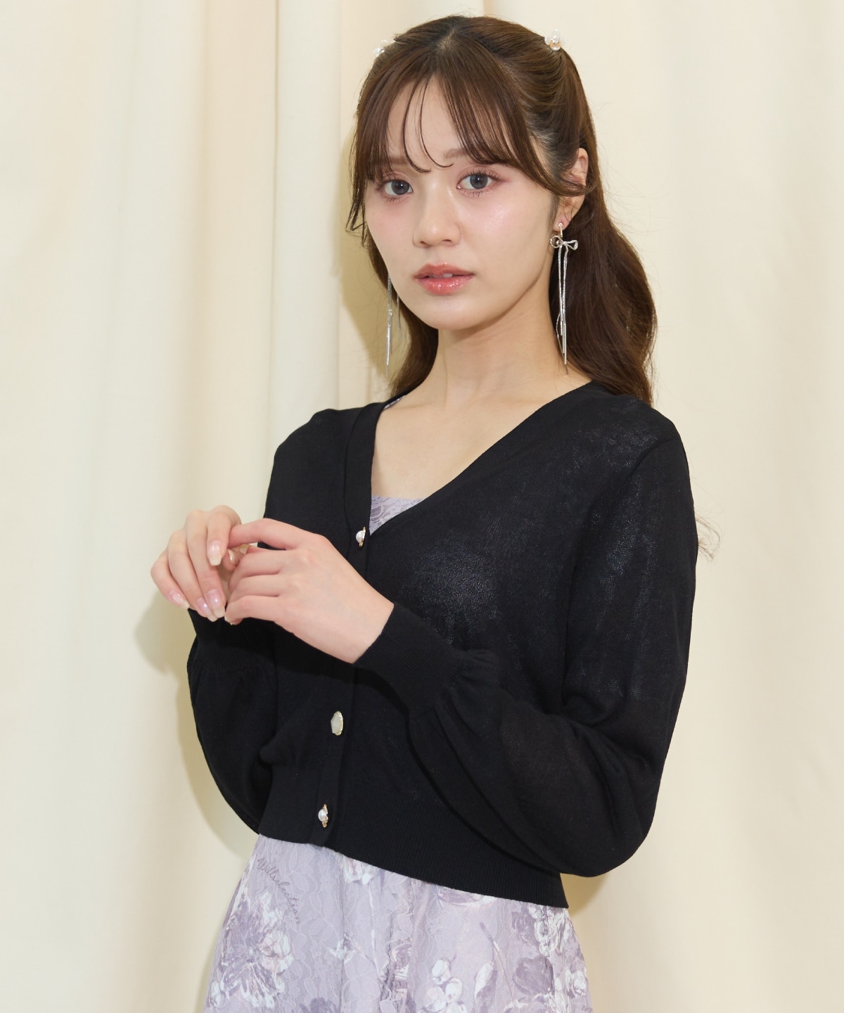 アソートボタンシアーカーディガン