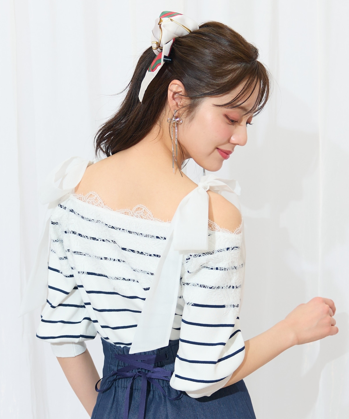 レーストリミング肩リボンニット