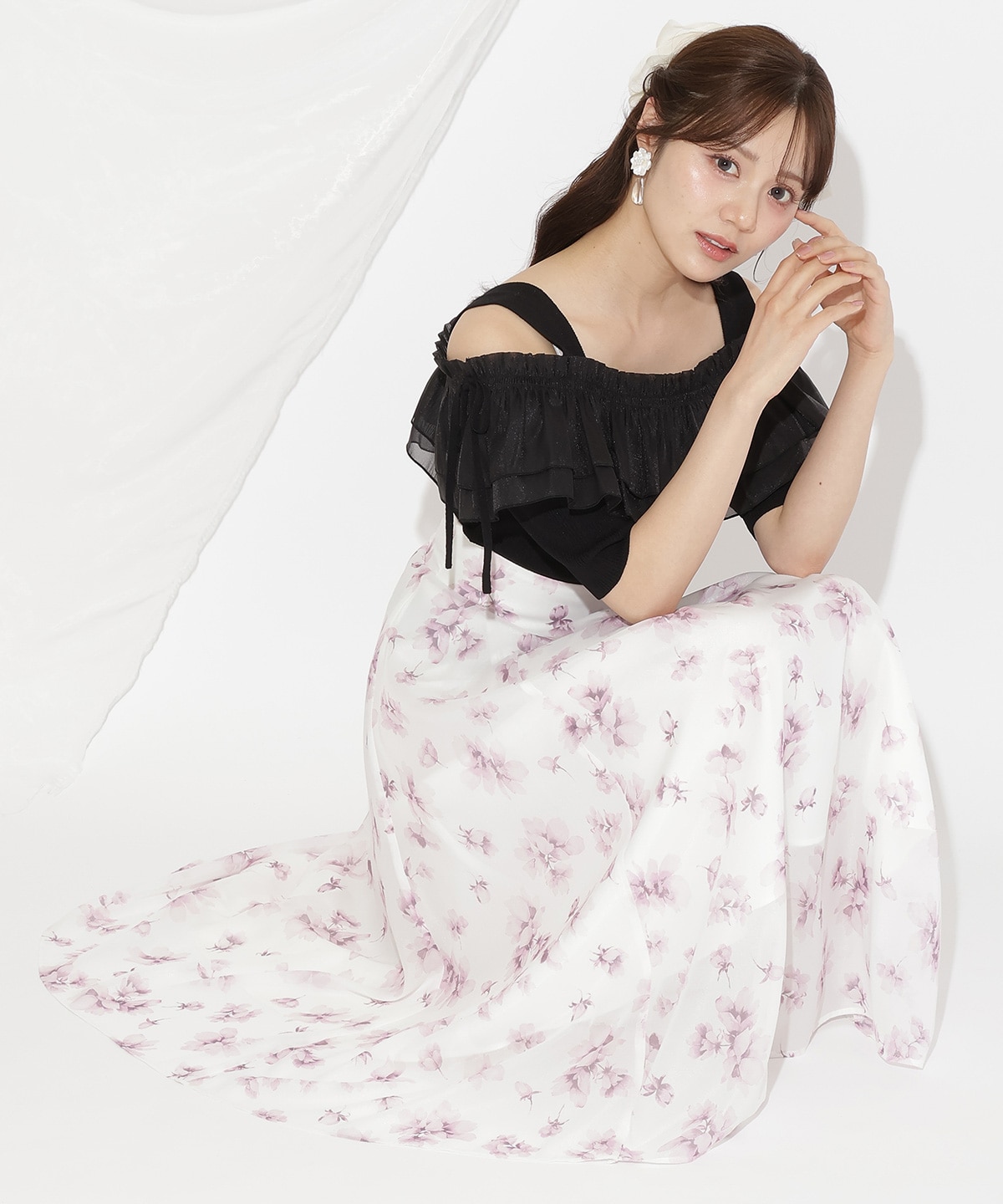 シアーボリュームフリルニットプルオーバー