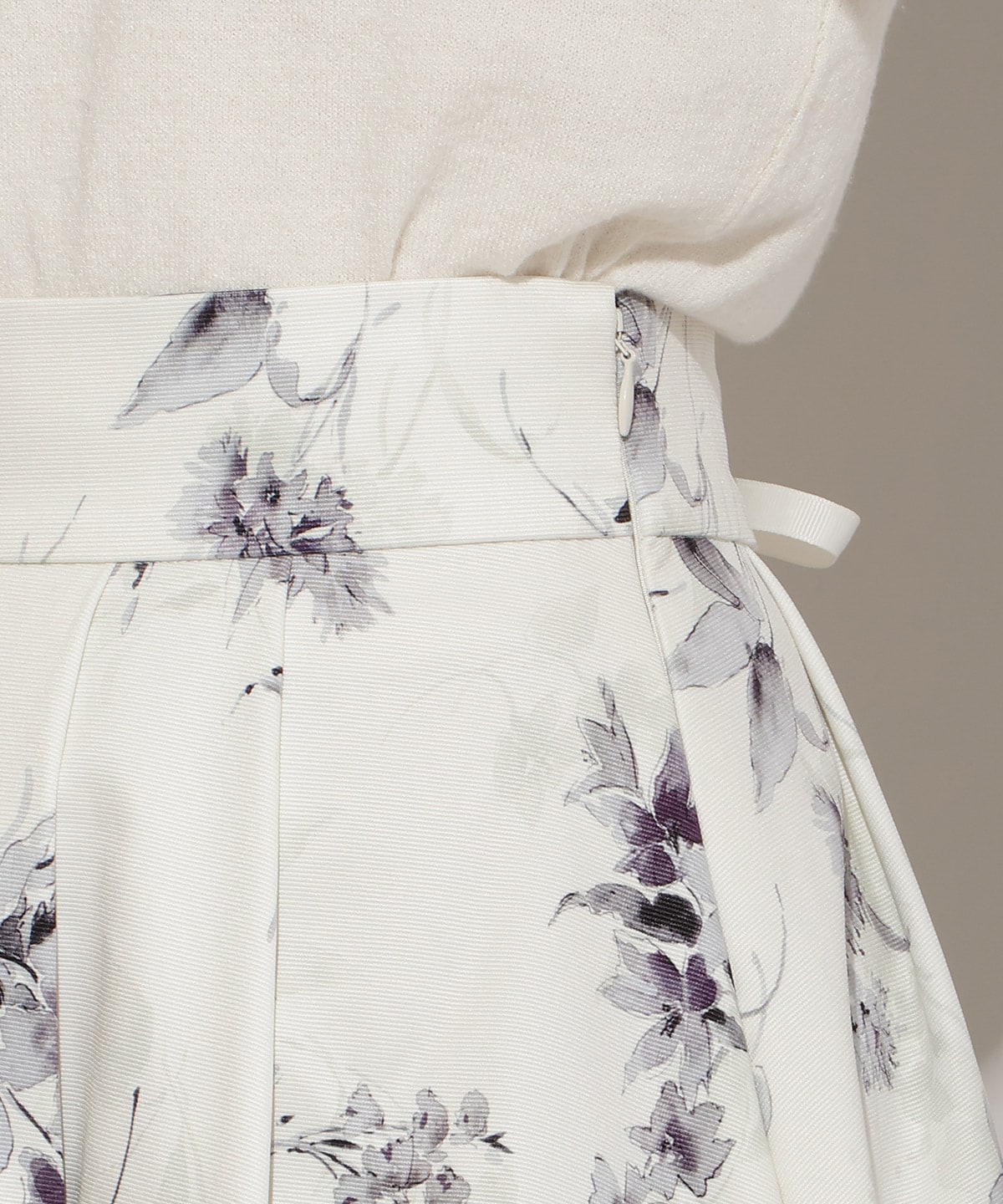 フラワープリントボリュームタックスカート