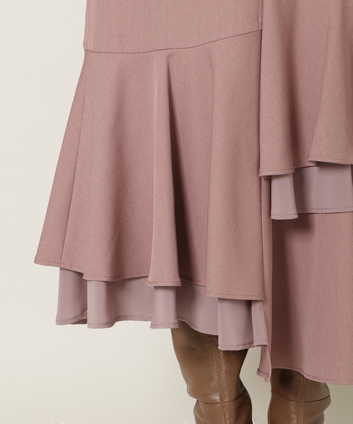 アシンメトリーレイヤードヘムスカート