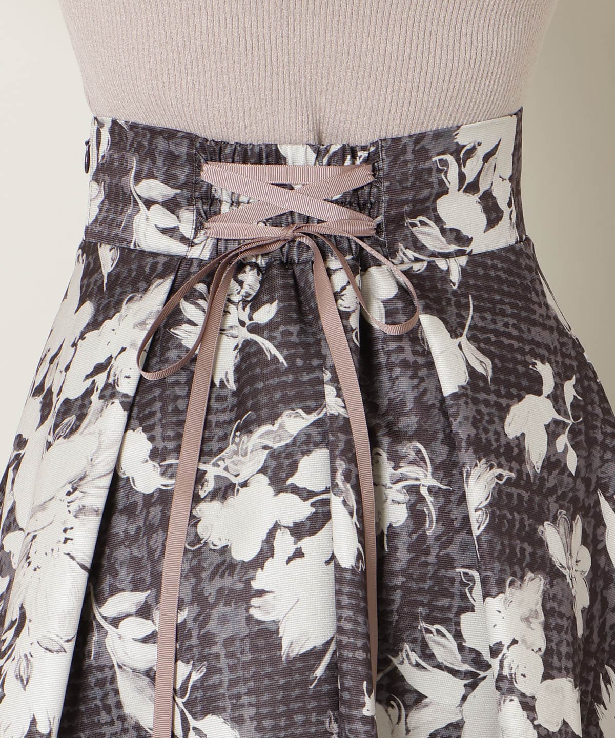 千鳥フラワープリントボリュームタックスカート