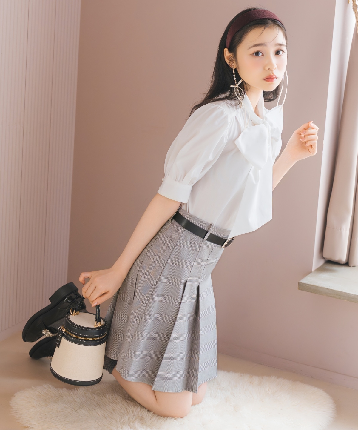 ベルト付きプリーツミニスカート