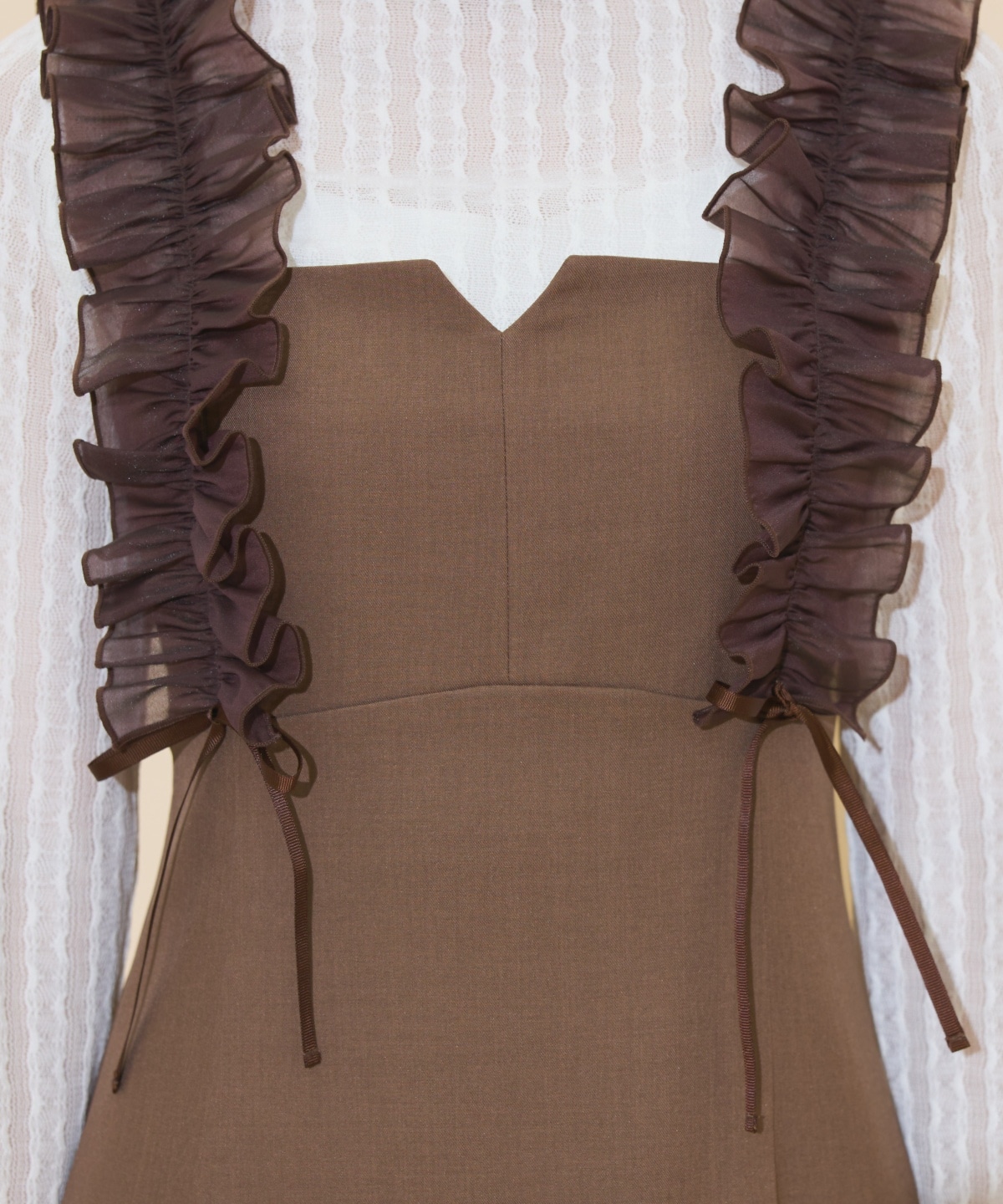 フリルショルダーマーメイドワンピース