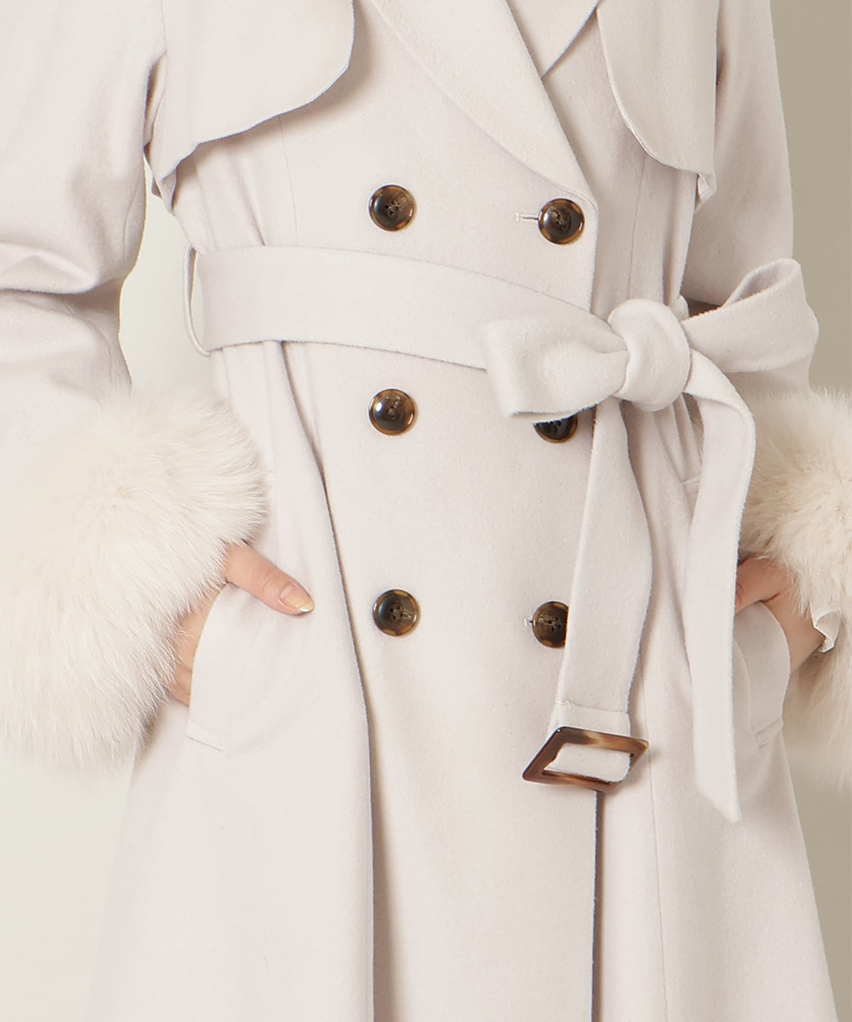 リアルファー付きウールフレアコート