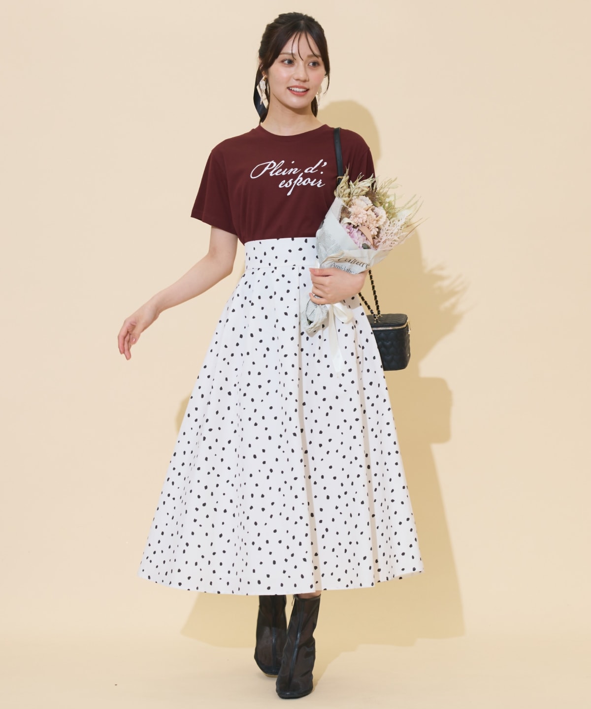 ドロップショルダーロゴTシャツ