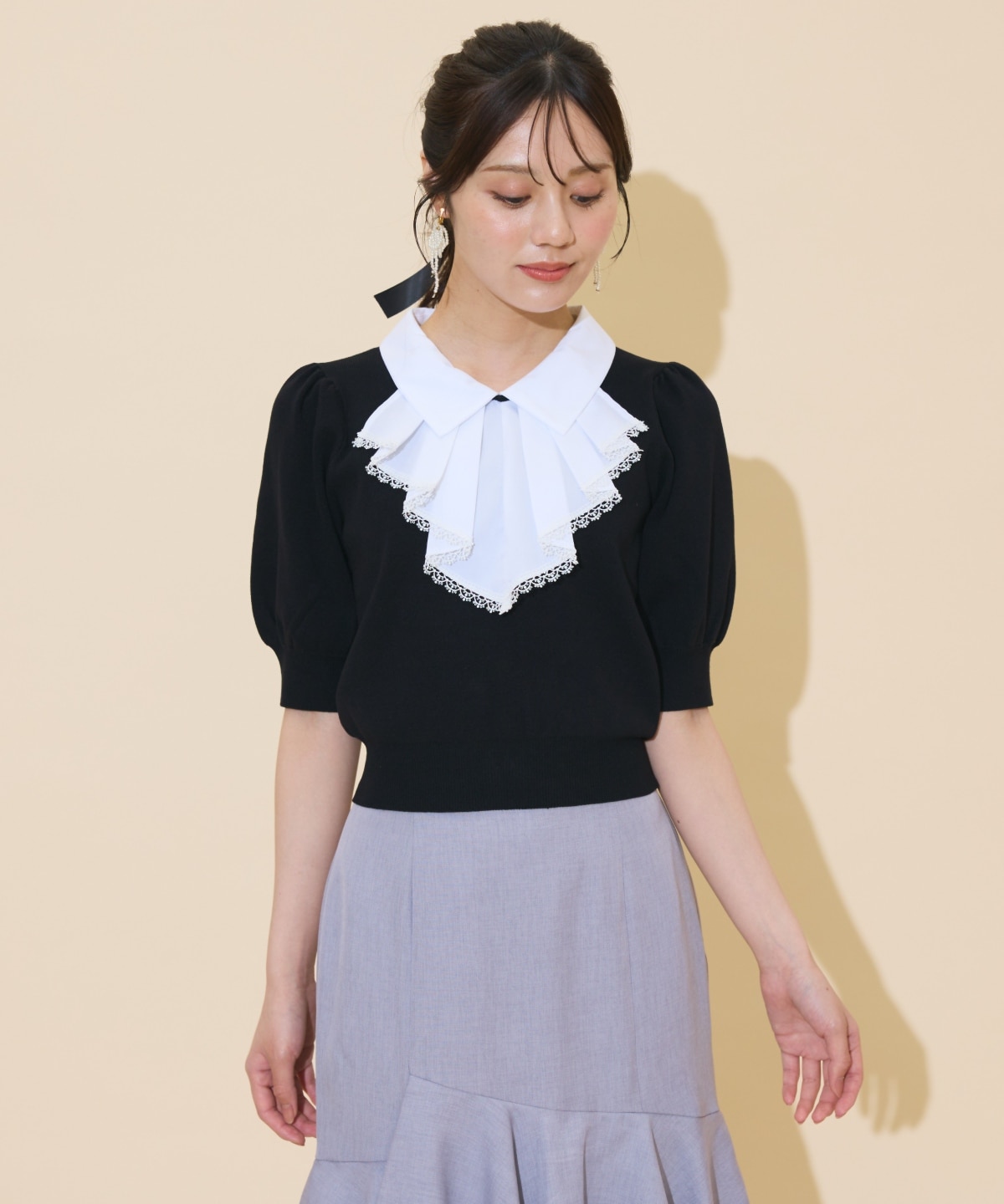 レースラッフルプルオーバー