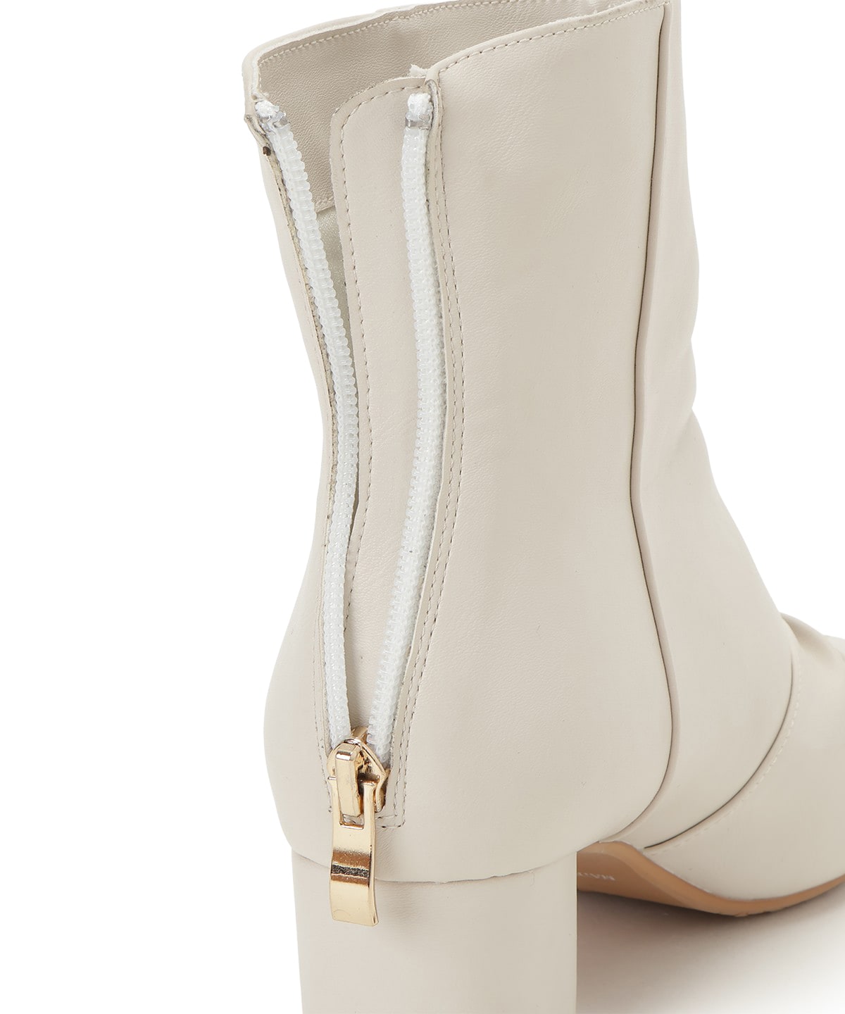 フロントリボンショートブーツ