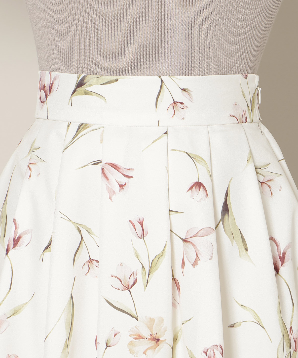 【1/14(wed)18時先行予約開始 】チューリッププリントタックフレアスカート