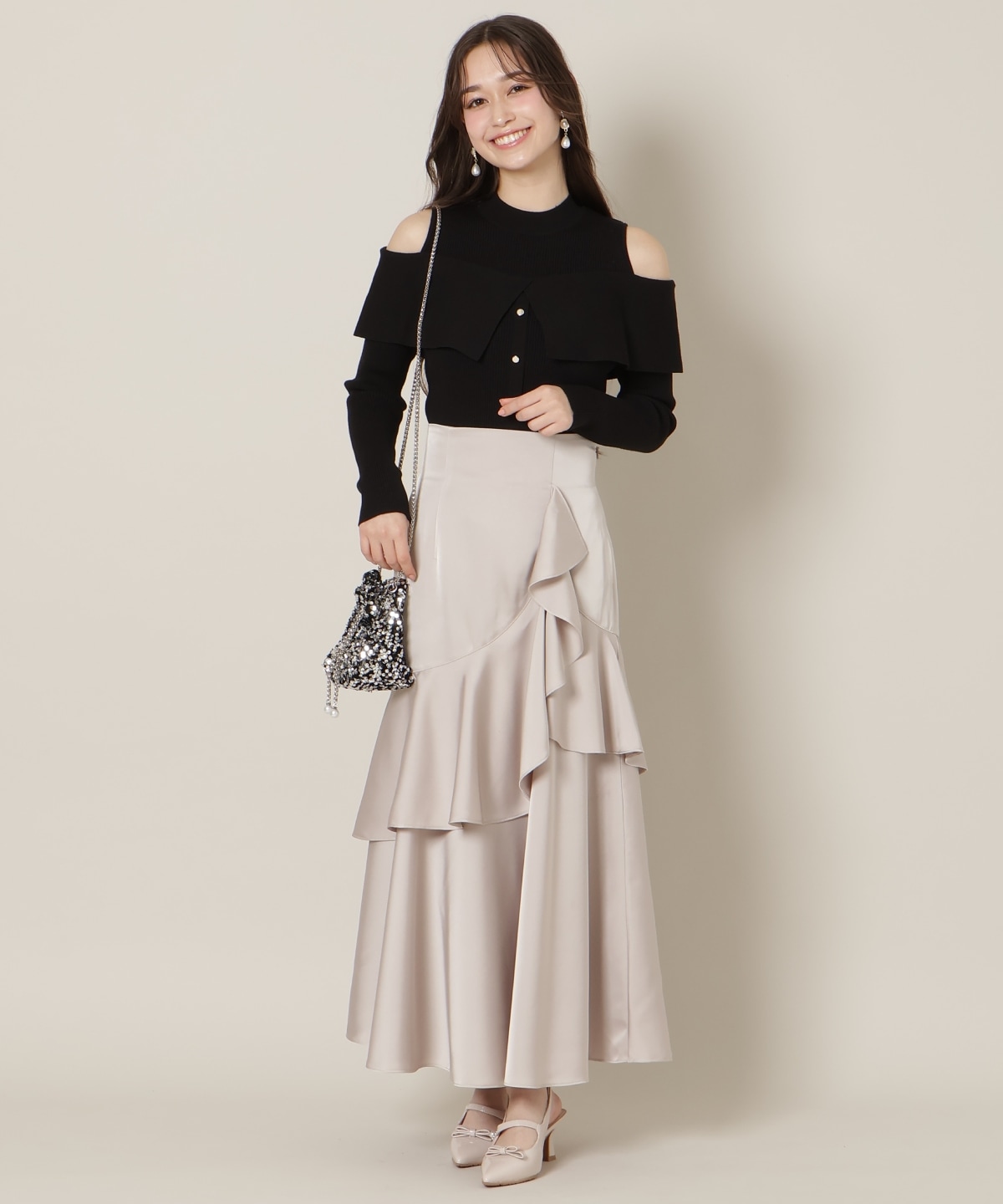 アシメラッフルサテンスカート