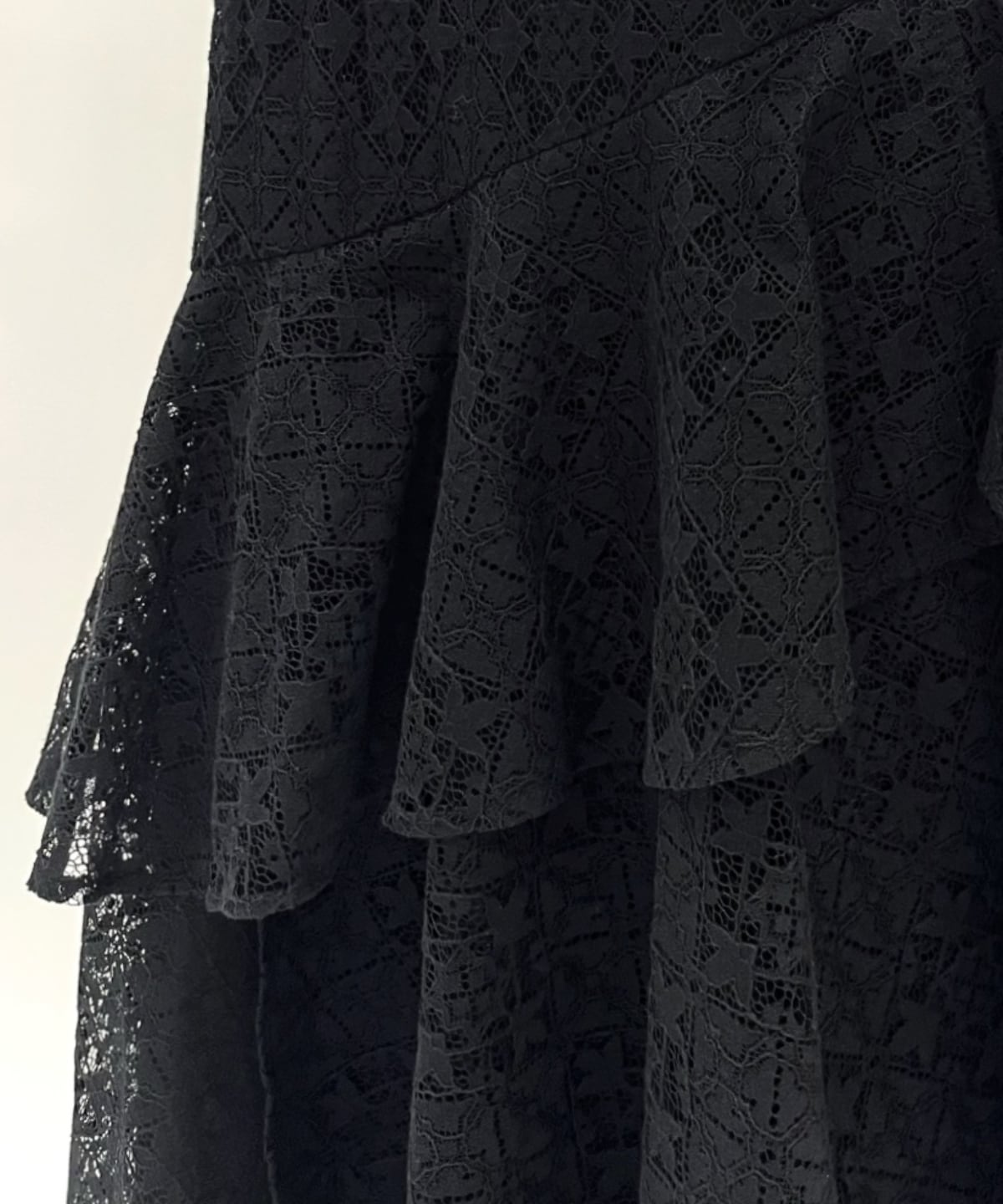 アシメティアードレーススカート