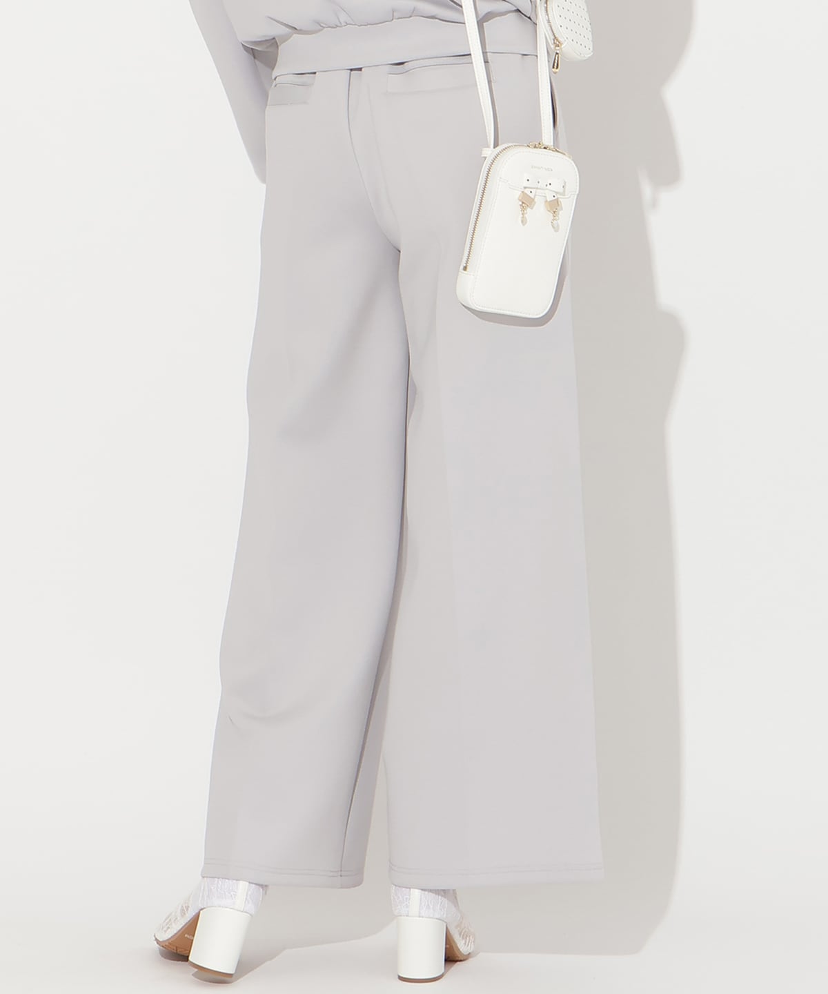 【3/12(thu)10時発売】フロントピンタックスウェットパンツ