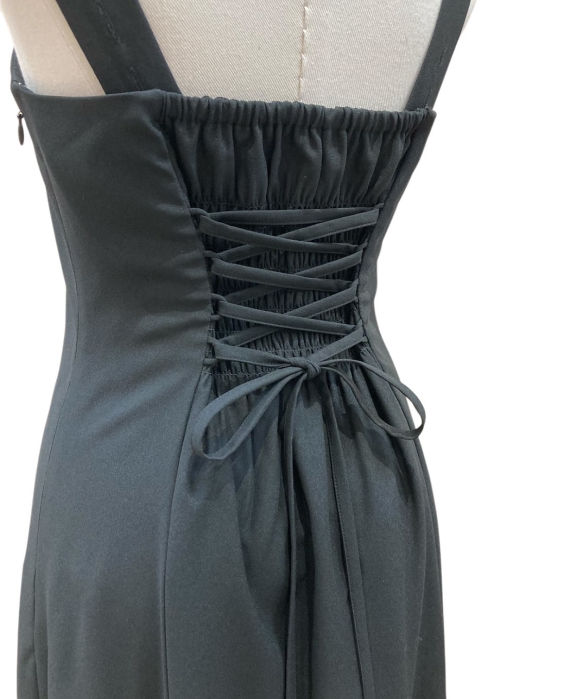 バックレースアップワンピース