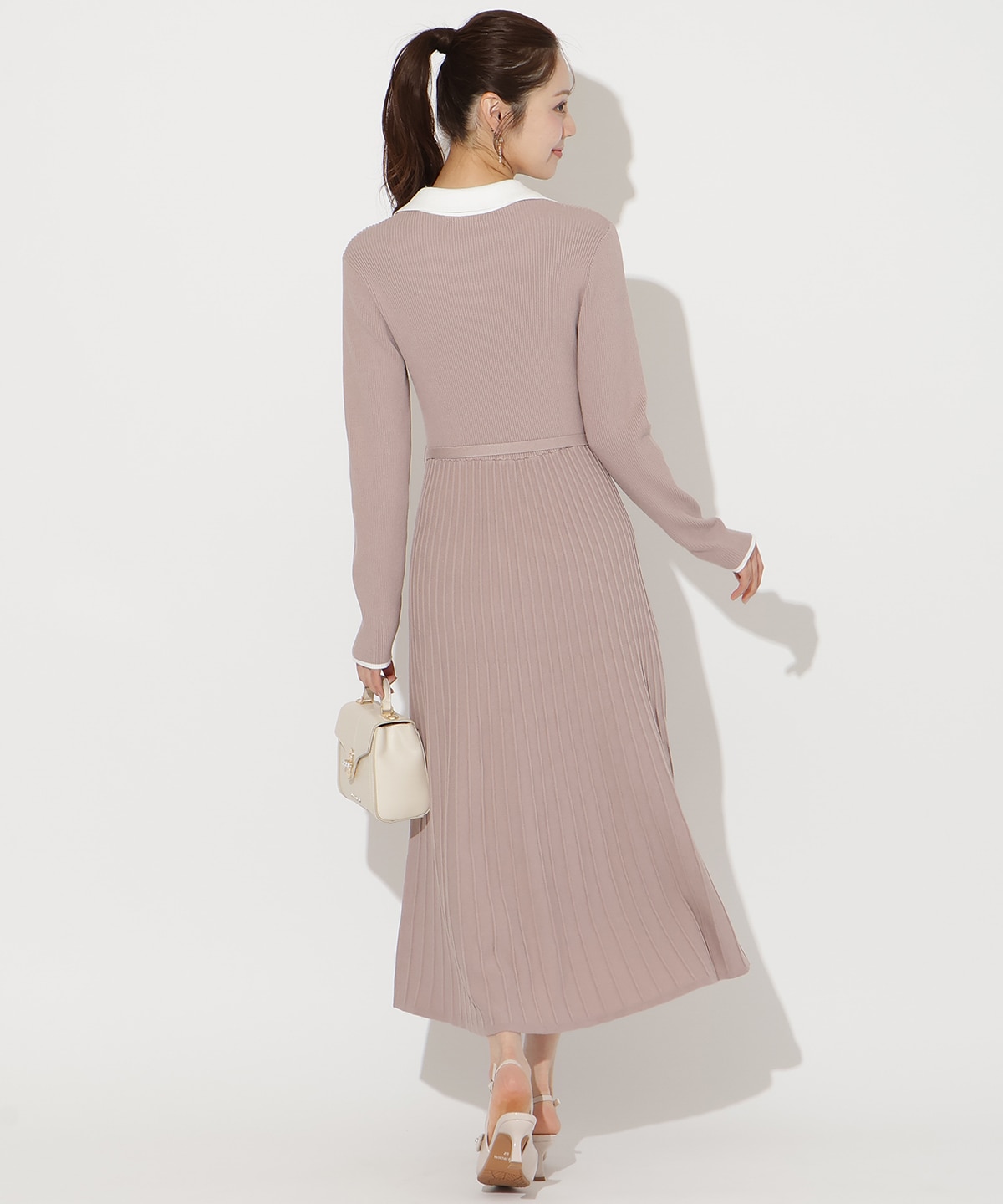 バイカラープリーツニットワンピース