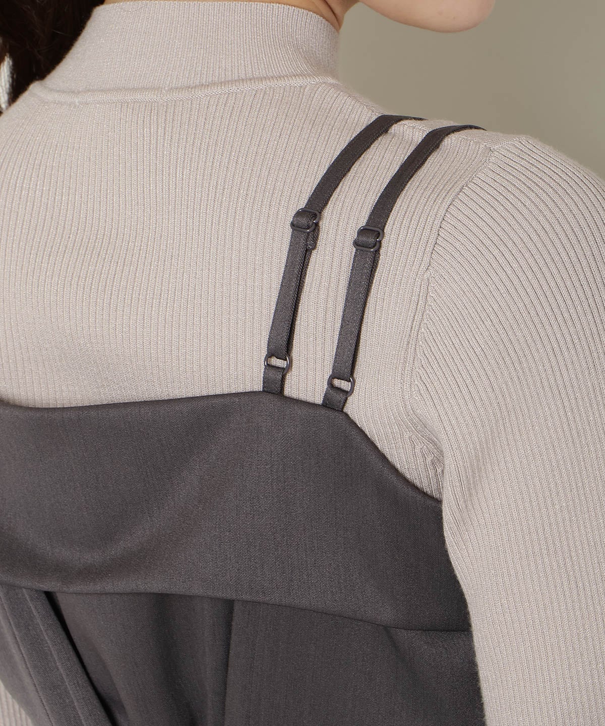 ギャザー切替ストラップキャミワンピース