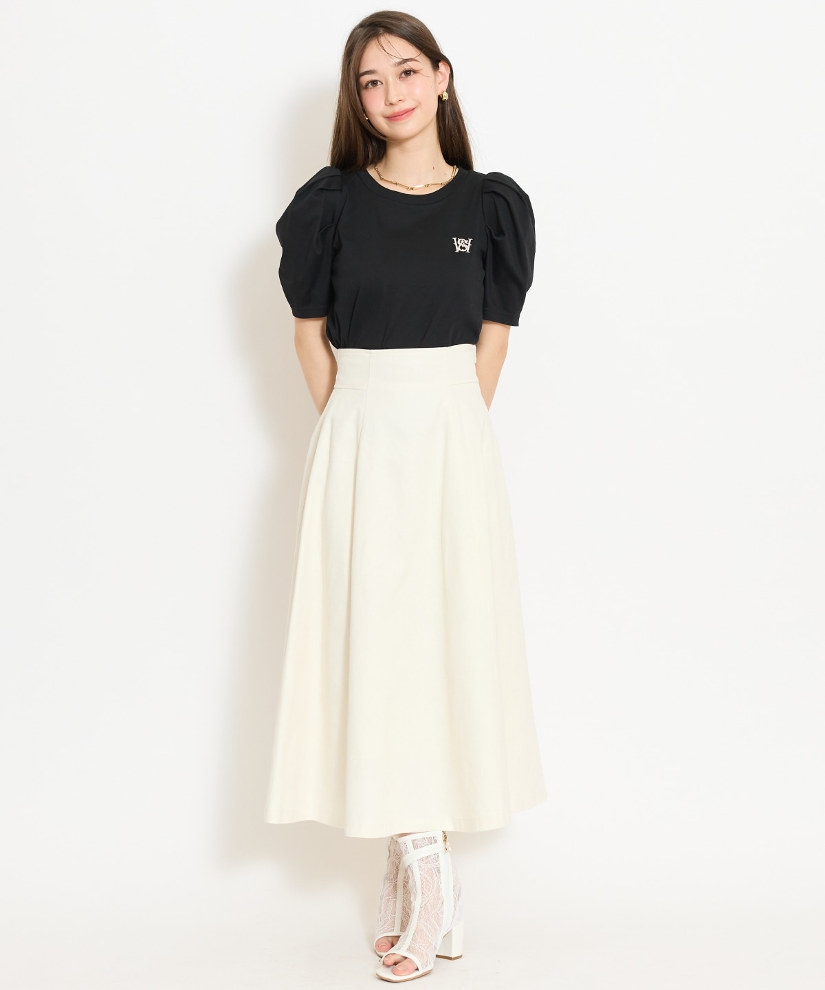 ロゴ刺繍タックスリーブTシャツ