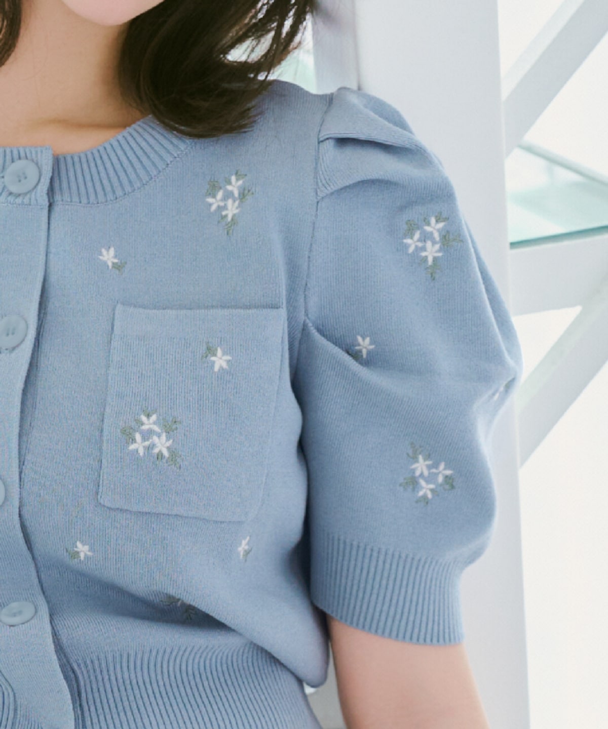 小花刺繍タックスリーブカーディガン