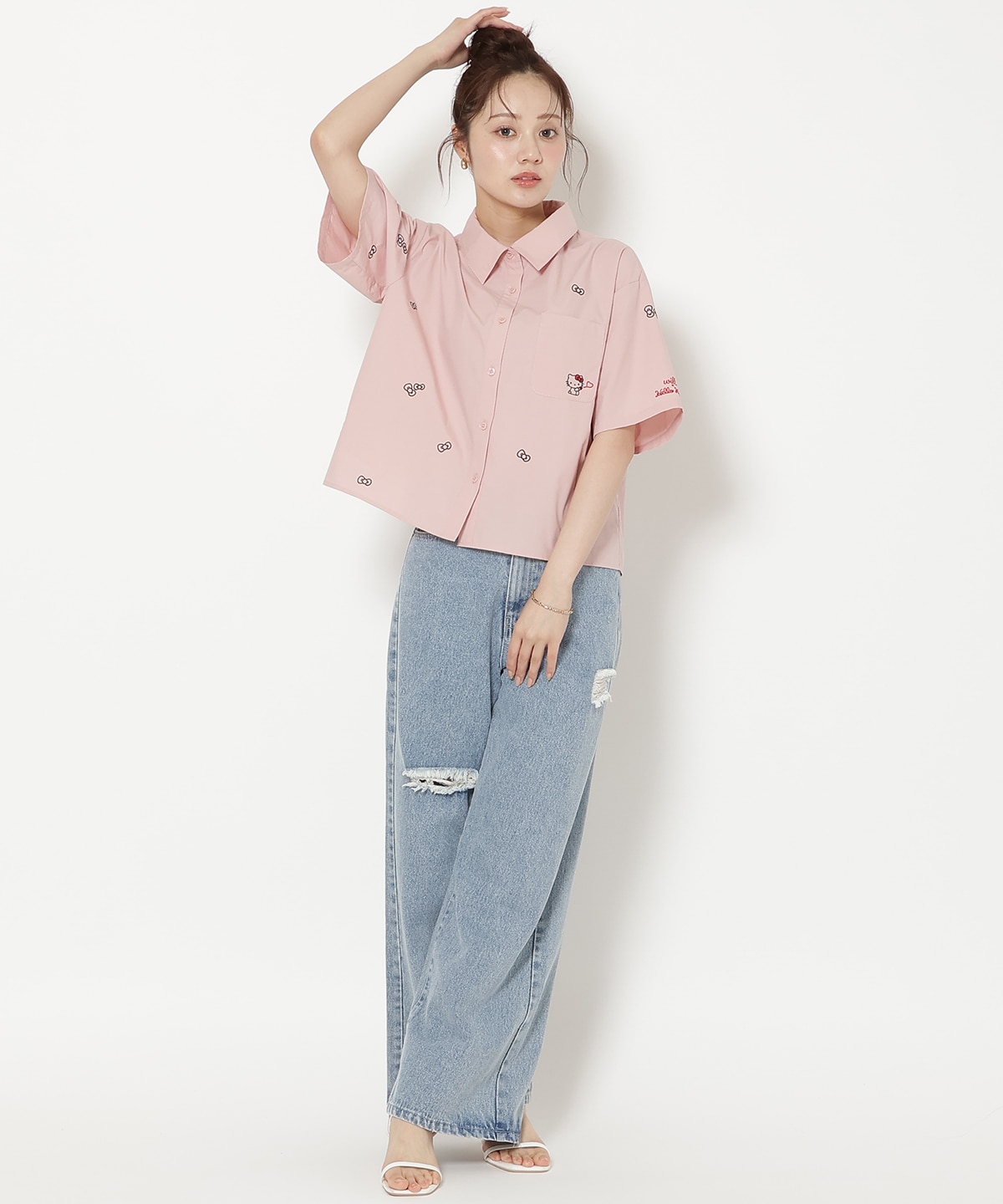 【8/7(fri)20時発売】WILLSELECTION×HELLO KITTY 刺繍クロップドシャツ