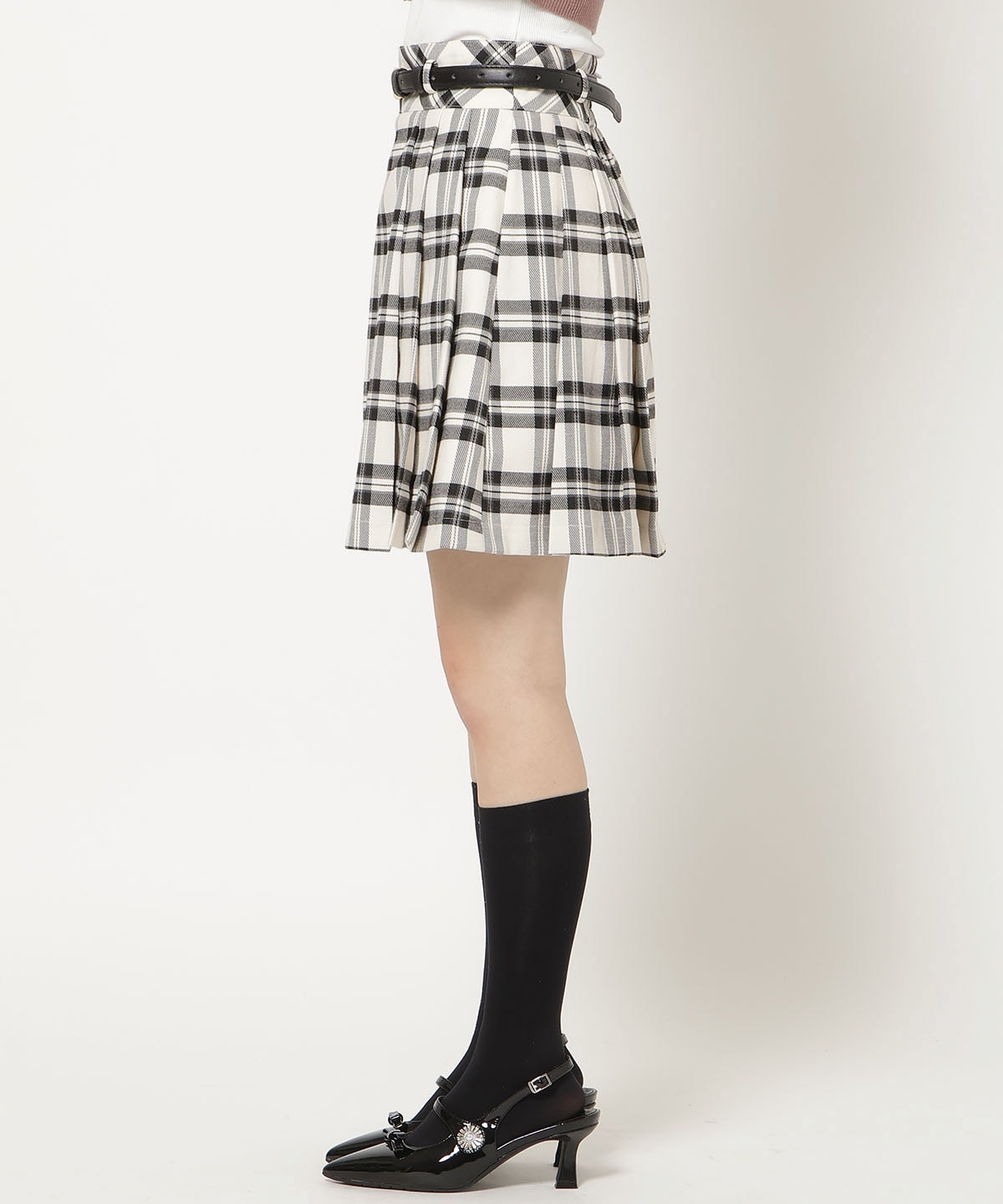 ベルト付きタックプリーツミニスカート