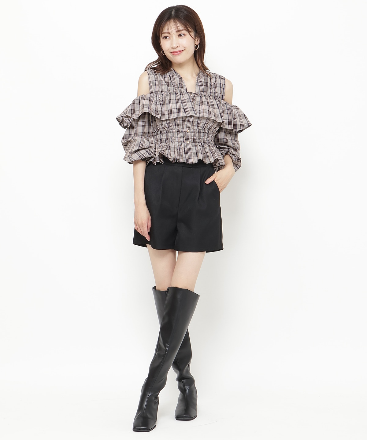 コンパクトショートパンツ