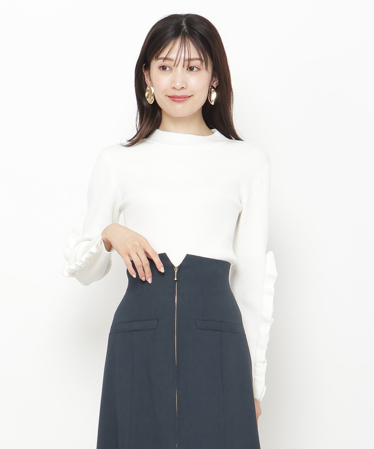 袖フリルハイネックリブニットプルオーバー