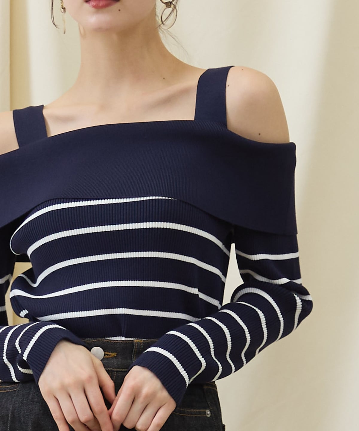 オフショルニットプルオーバー