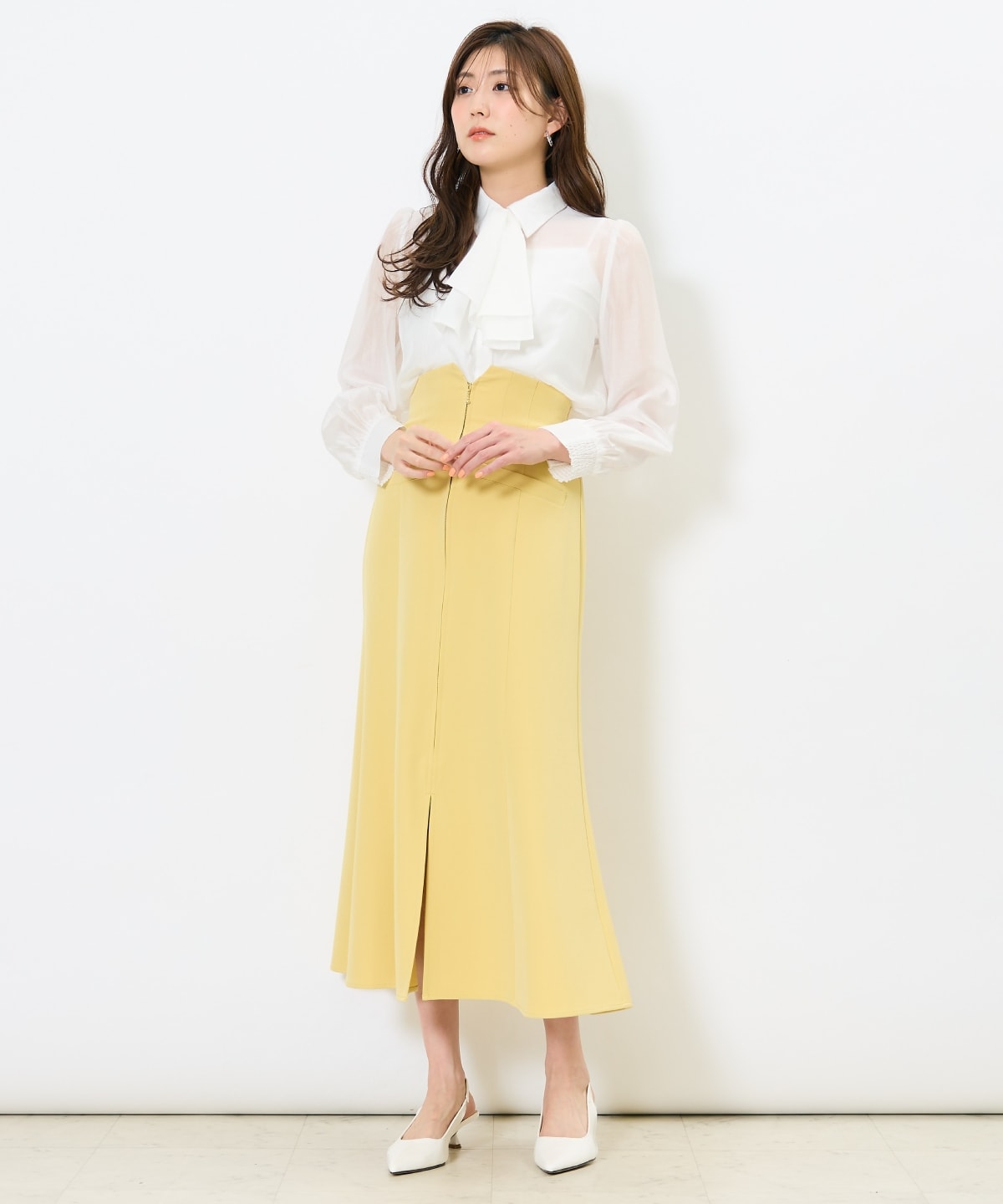 リボンタイ付きオーガンジーシャツ