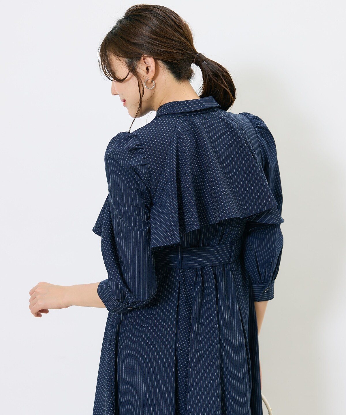 ストライプフリルケープワンピース