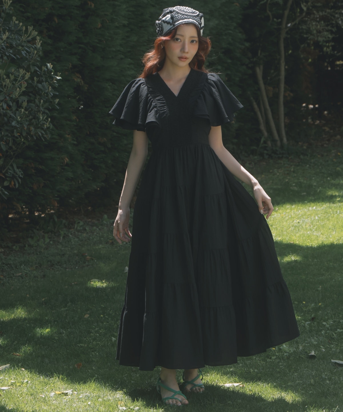 ギャザーVネックティアードワンピース