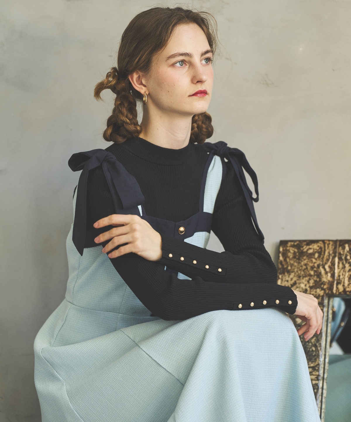 袖ボタンハイネックリブプルオーバー