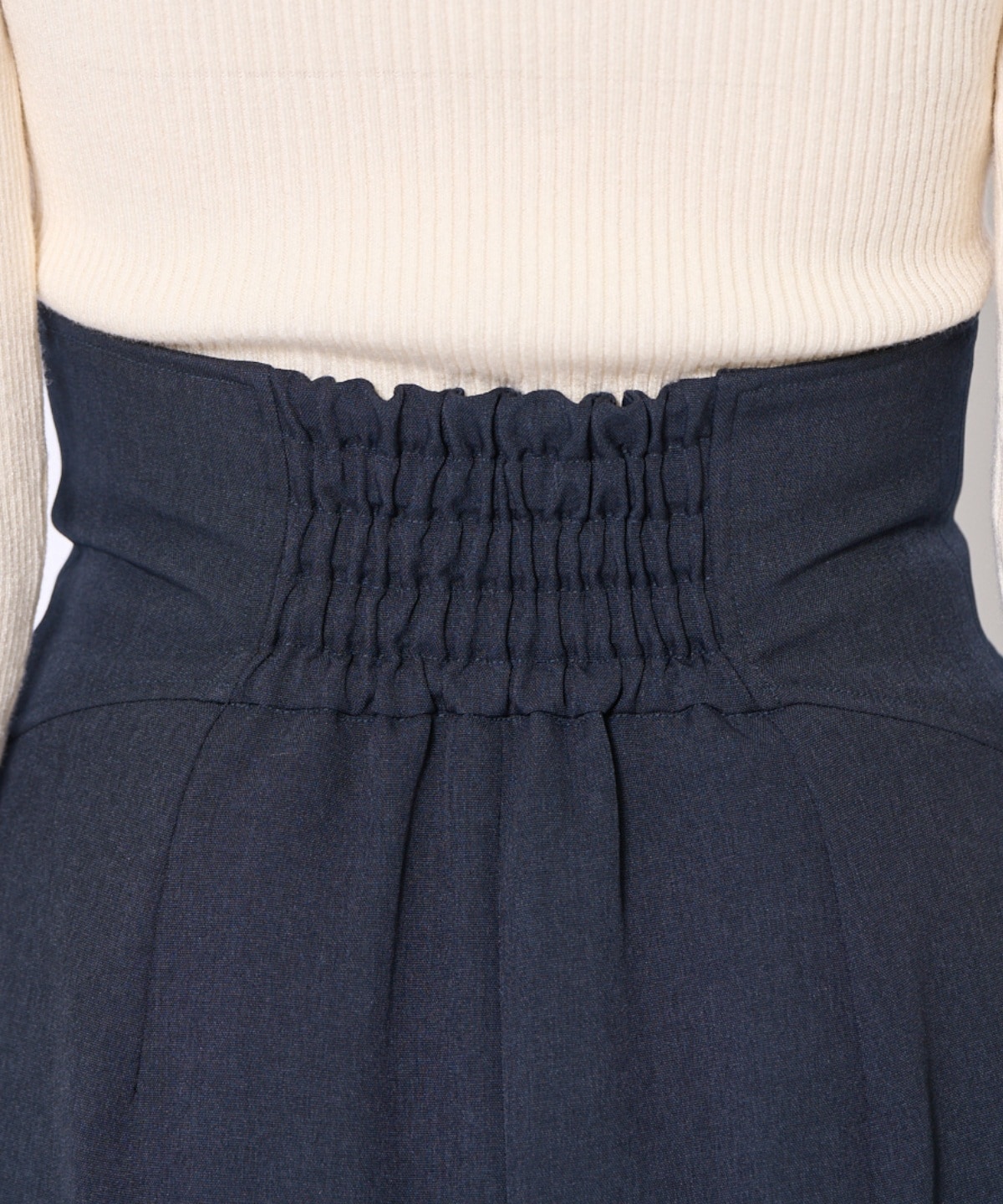 センターZIPスカート