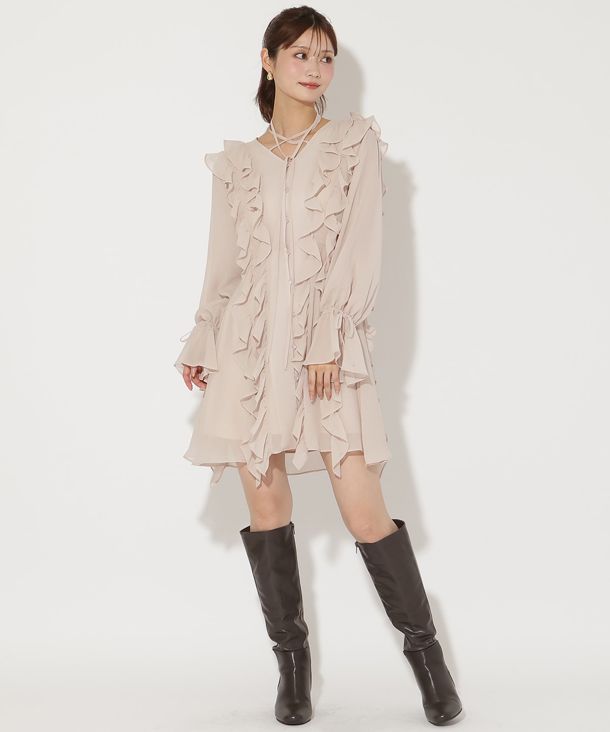 ラッフルフリルチョーカーミニワンピース